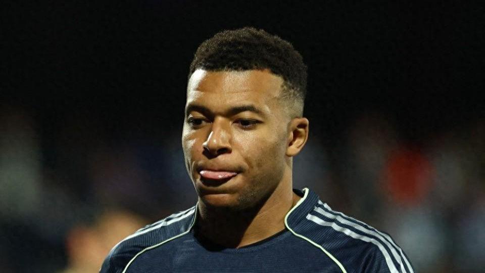 开云kaiyun平台-老实人！姆巴佩带伤出战，只为力保阿隆索帅位