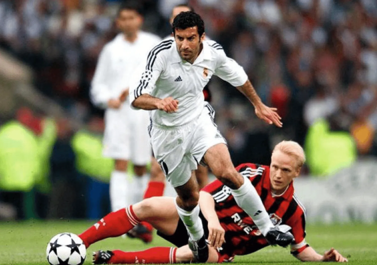 菲戈：2000年国家德比前，媒体煽动敌意攻击我家人太过分