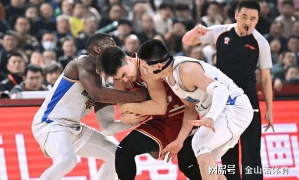 开云kaiyun平台-冲动是魔鬼！迪亚洛累计7T，再犯禁赛，付政浩:他常年高居犯规榜